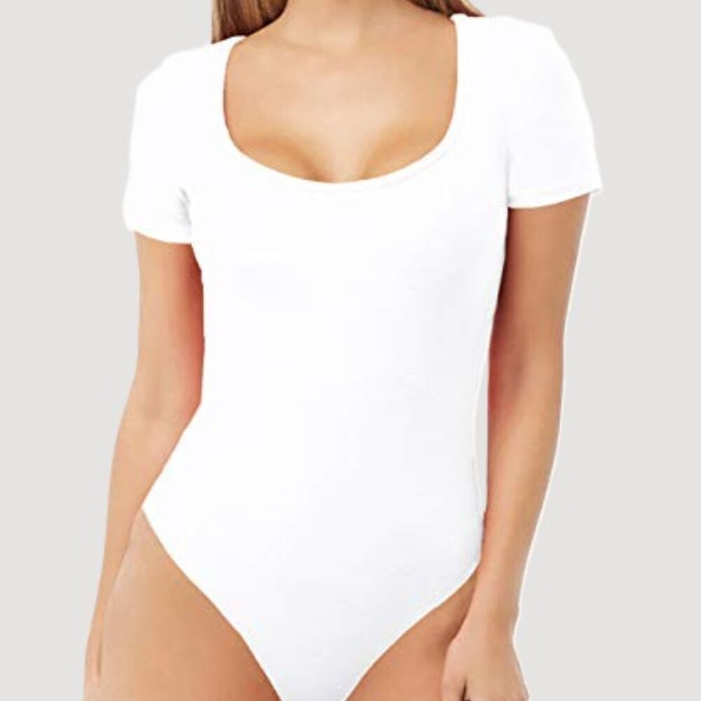 MANGDIUP Short Sleeve Bodysuit In White, S